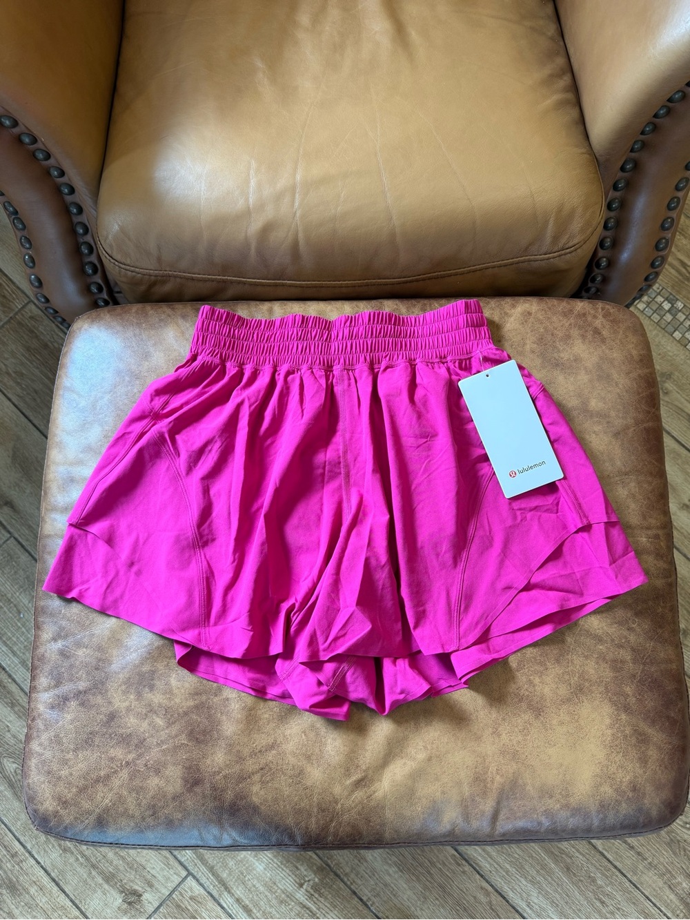NWT Lululemon Shake It Out High-Rise Running Short 4” Sz Small Pink Flare